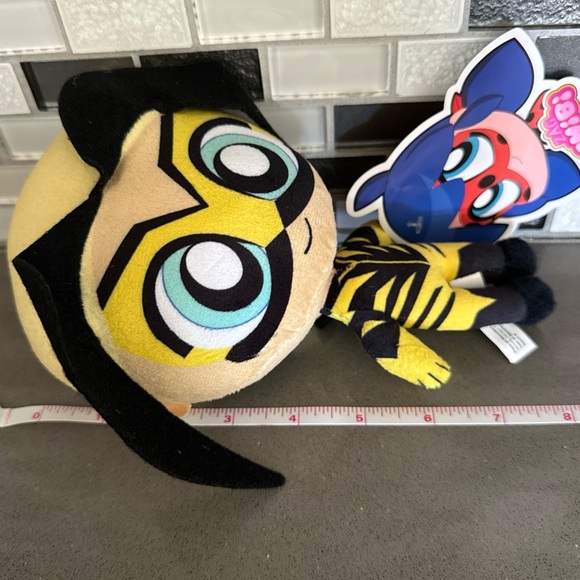 Miraculous Chibi (Zag Chibi) QUEEN BEE - Chloé Bourgeois / Limited Edition / NEW - Picture 14 of 14